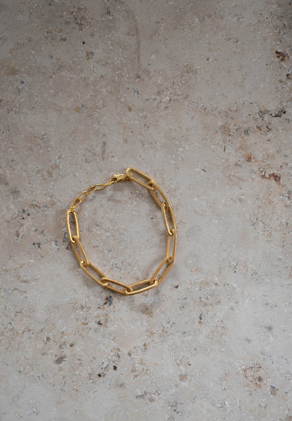 chain bracelet | gold