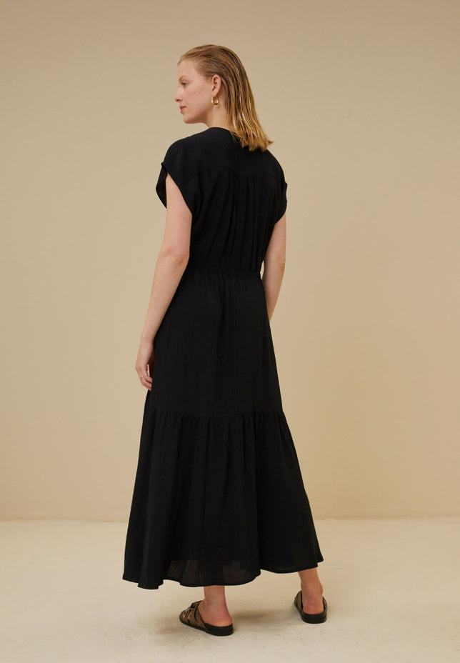 viona viscose dress | jet black